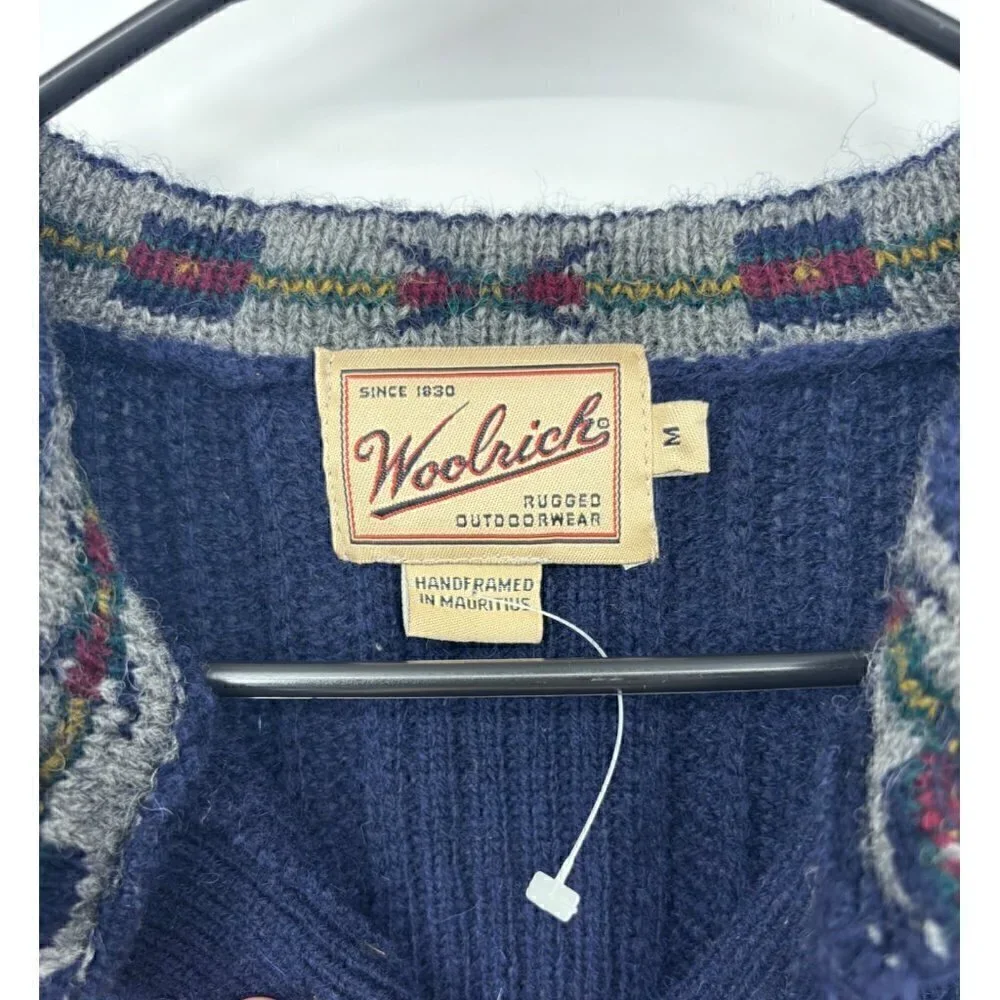 NWT‎ Vintage Woolrich Navy Blue Pure Wool Sweater Medium